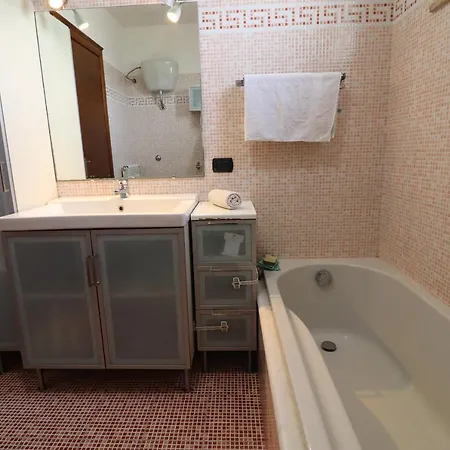 Ferienhaus Elegant For 67 Guests In The Heart Of