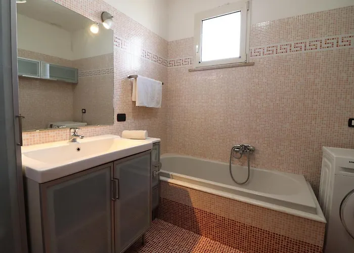 Elegant For 67 Guests In The Heart Of