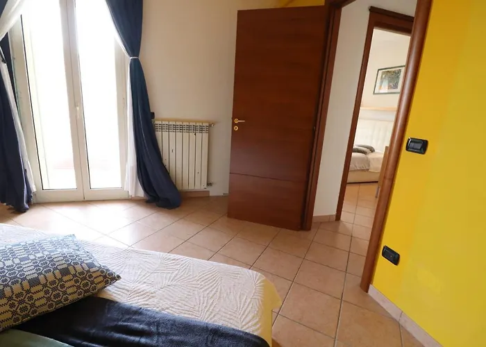 Elegant For 67 Guests In The Heart Of أوترانتو