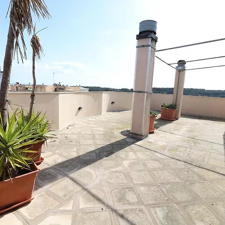 Elegant For 67 Guests In The Heart Of Casa de Férias Otranto