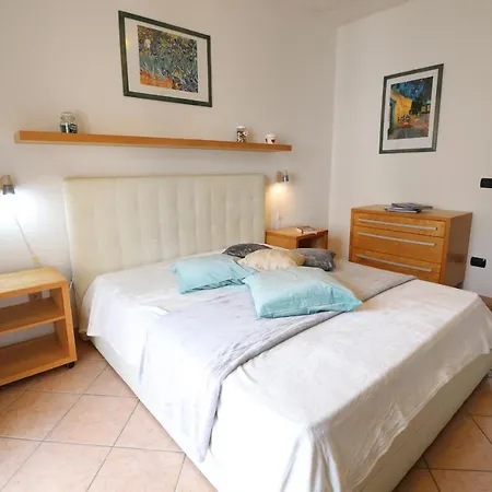 Casa vacanze Casa Wanda In With Large Terrace