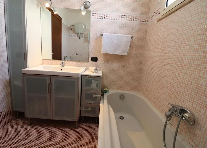 Elegant For 67 Guests In The Heart Of Tatil Evi